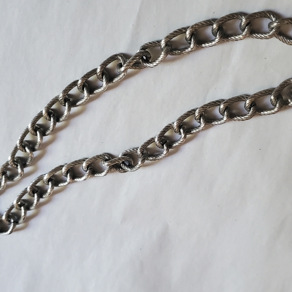 Necklace - Picture 2 of 5